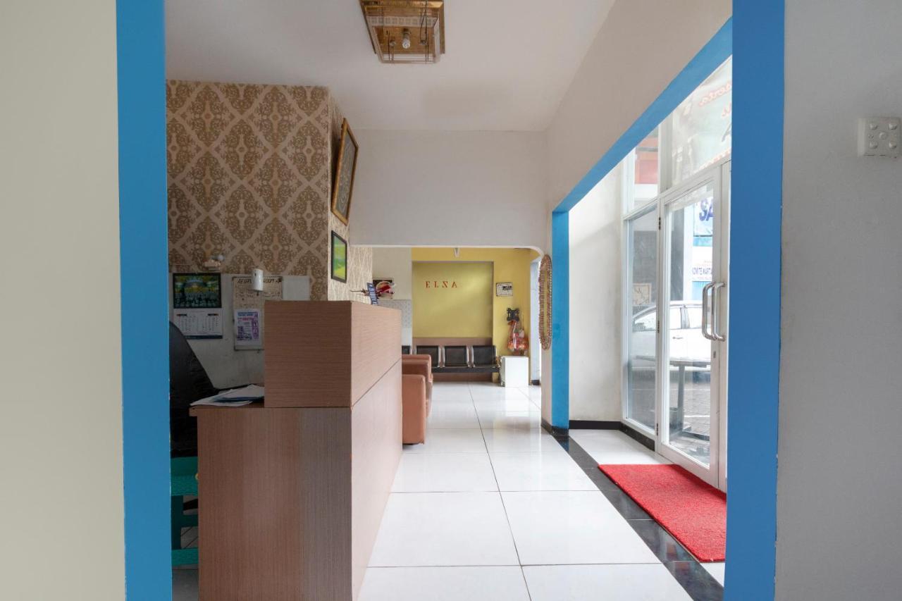 Spot On 2425 Salina Hotel Syariah 诗都阿佐 外观 照片