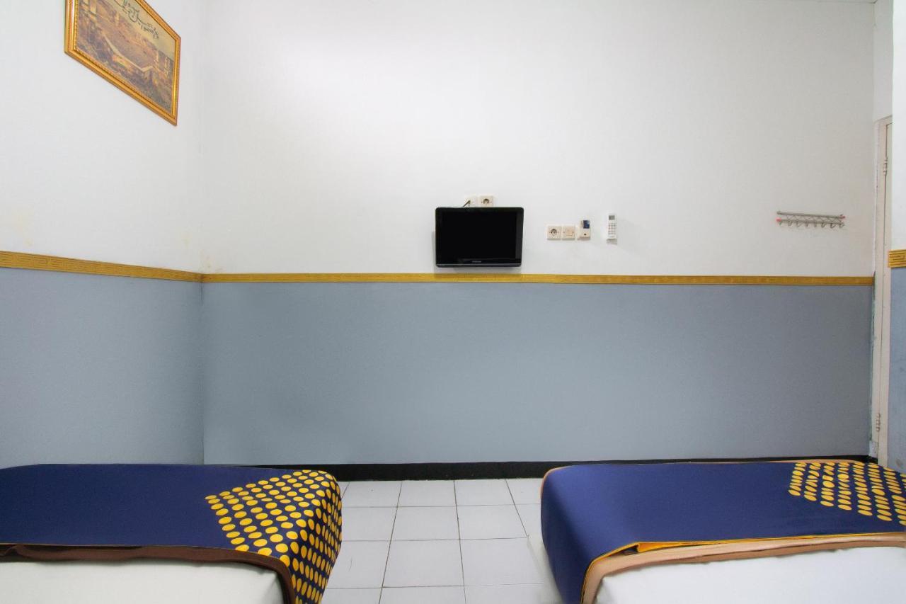 Spot On 2425 Salina Hotel Syariah 诗都阿佐 外观 照片